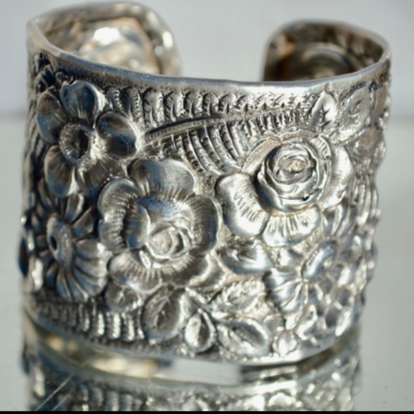 Antique Tiffany Cir. 19th Century Sterling Silver Cuff Bracelet Floral Rare - Picture 3 of 13